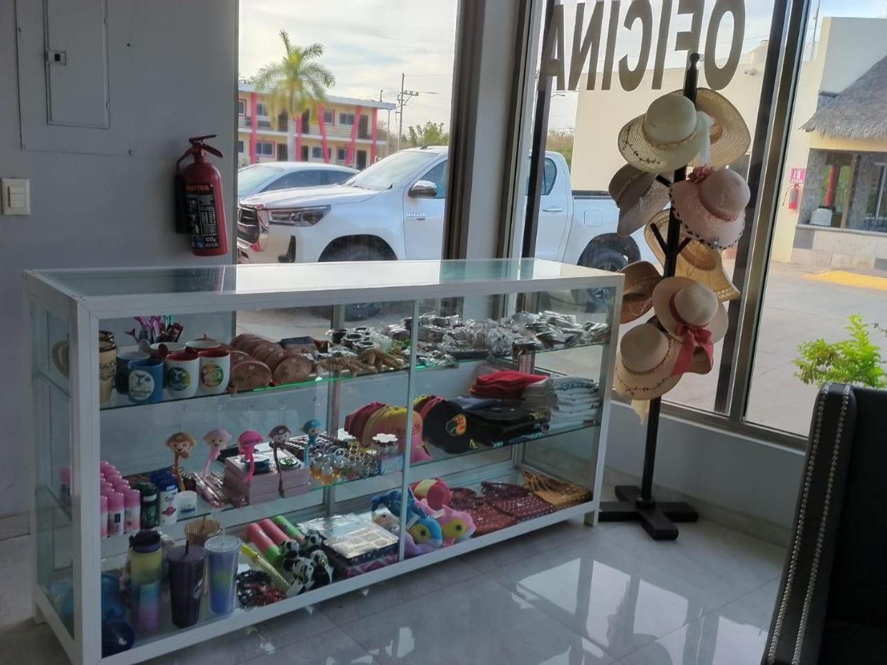 El Descanso Inn Mazatlán Eksteriør billede